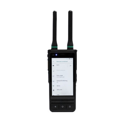 رادیوی IP68 دستی MESH از 4G DMR Intercom NFC با سیستم عامل اندروید 8.1 پشتیبانی می کند